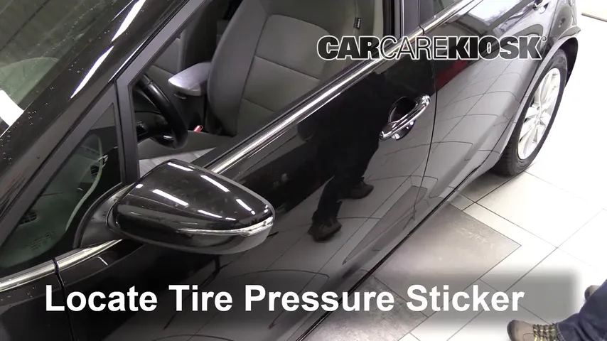 2015 Kia Forte5 EX 2.0L 4 Cyl. Tires & Wheels Check Tire Pressure